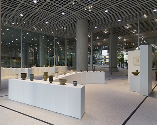 영국 도자기 100년의 길